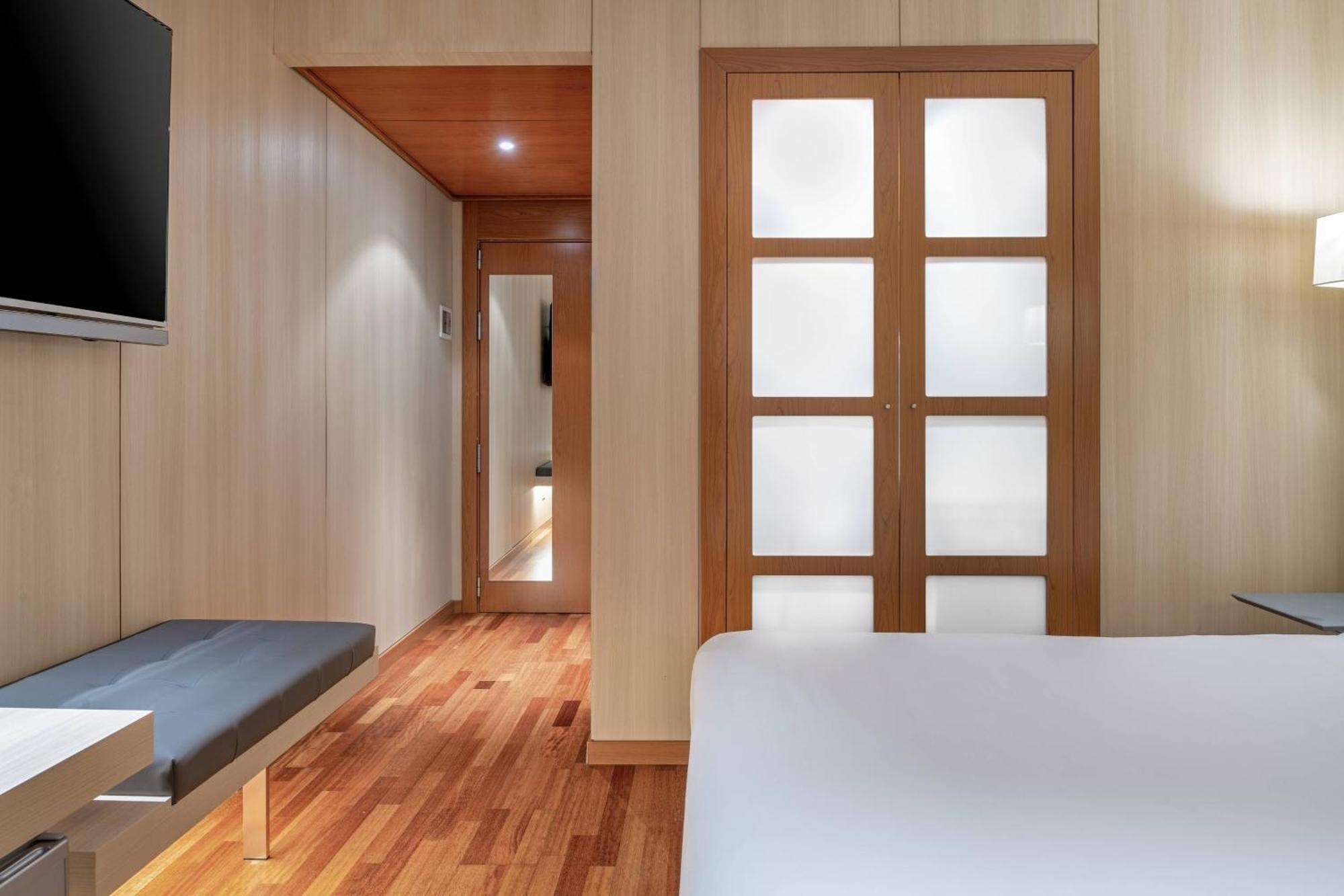 Ac Hotel Huelva By Marriott ภายนอก รูปภาพ